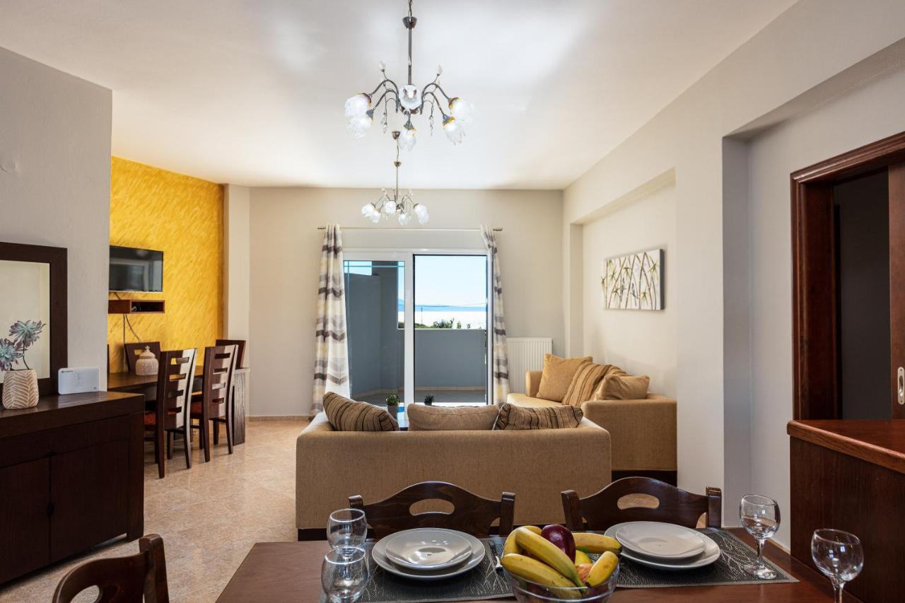 Helena'S Aparthotel , Scaleta Prínos 外观 照片